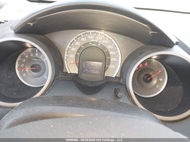 Aukcja sprzedaży 2010 Honda Fit Lx, vin: JHMGE8H56AC801173, numer aukcji: 12690466