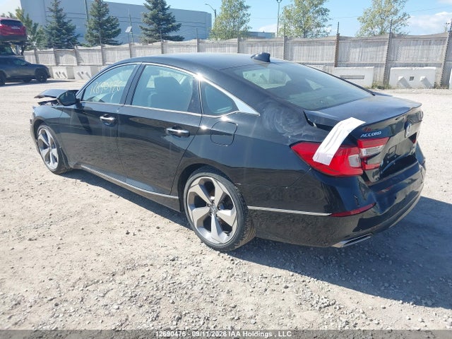 Honda Accord Touring 2018 1HGCV1F97JA804772 Image 3