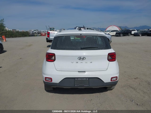 2022 Hyundai Venue Sel/limited მანქანა იყიდება აუქციონზე, vin: KMHRC8A39NU168351, აუქციონის ნომერი: 12690486