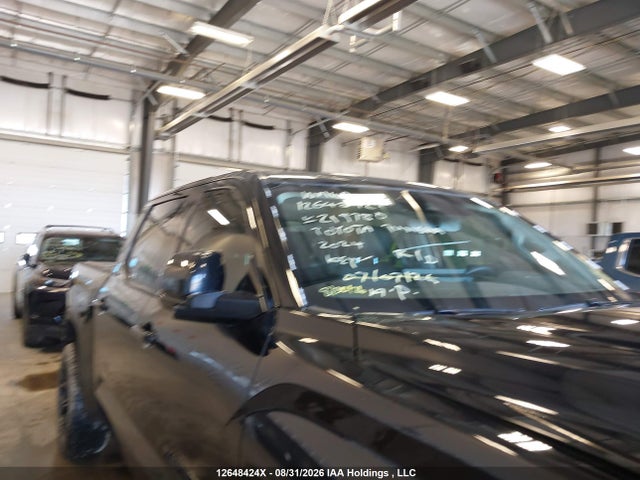 12648424 :رقم المزاد ، 5TFWA5DBXRX219780 vin ، 2024 Toyota Tundra Limited 4x4 مزاد بيع