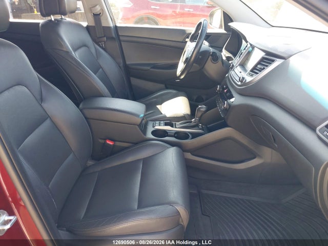 Aukcja sprzedaży 2017 Hyundai Tucson Limited/sport And Eco/se, vin: KM8J3CA22HU506393, numer aukcji: 12690506