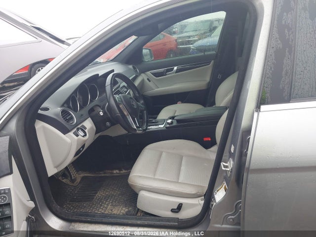 12690512 :رقم المزاد ، WDDGF8AB7EA963853 vin ، 2014 Mercedes-benz C 300 4matic مزاد بيع