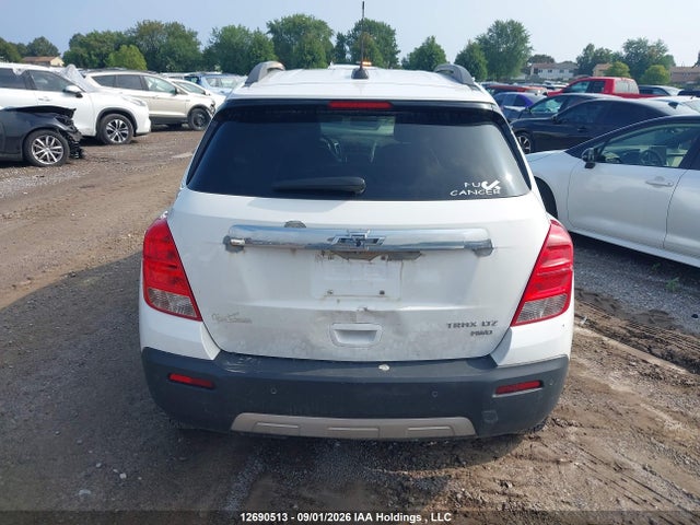 Chevrolet TRAX LTZ 2016 3GNCJRSB0GL138882 Image 16