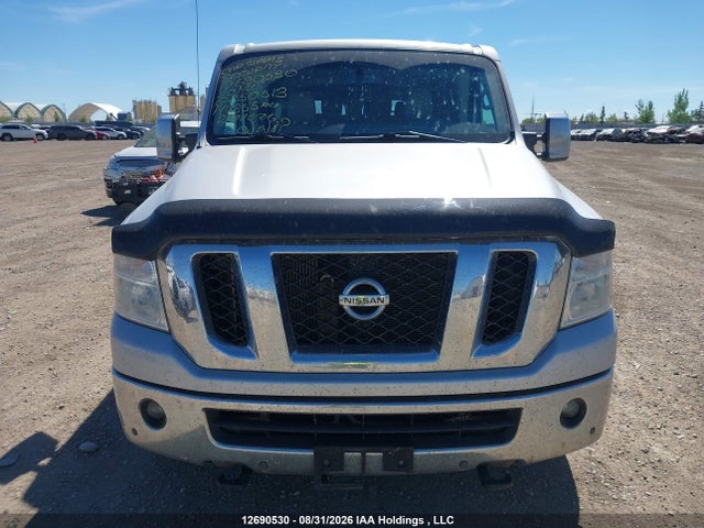 2020 Nissan Nv Passenger Nv3500 Hd Sl V8/sv V8 მანქანა იყიდება აუქციონზე, vin: 5BZAF0AA1LN850513, აუქციონის ნომერი: 12690530