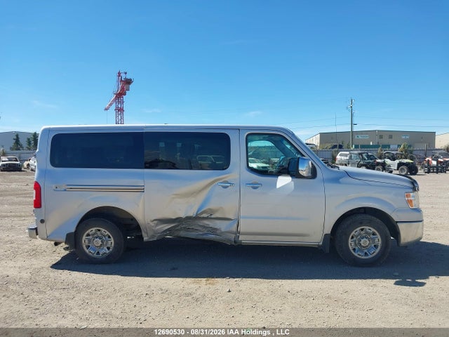 2020 Nissan Nv Passenger Nv3500 Hd Sl V8/sv V8 მანქანა იყიდება აუქციონზე, vin: 5BZAF0AA1LN850513, აუქციონის ნომერი: 12690530