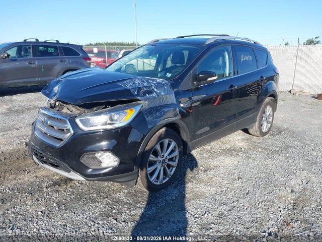 1FMCU9J98HUD60829 Ford Escape Titanium