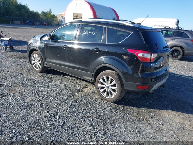 1FMCU9J98HUD60829 Ford Escape Titanium