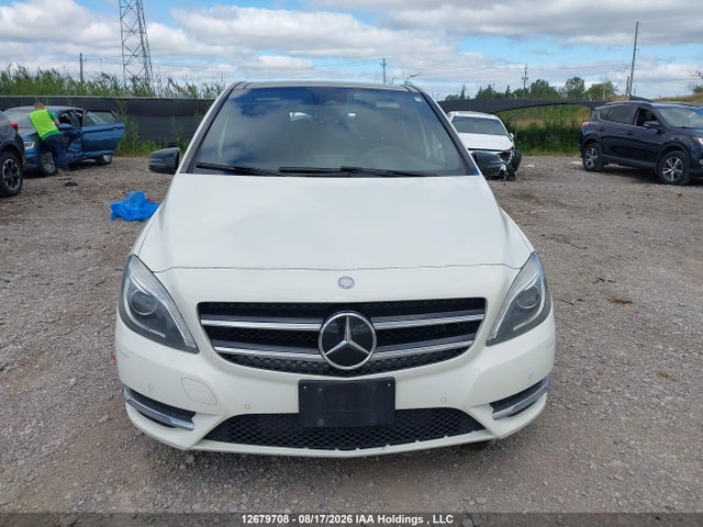 2013 Mercedes-benz B250 მანქანა იყიდება აუქციონზე, vin: WDDMH4EB6DJ162779, აუქციონის ნომერი: 12679708