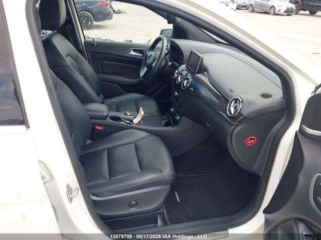 2013 Mercedes-benz B250 მანქანა იყიდება აუქციონზე, vin: WDDMH4EB6DJ162779, აუქციონის ნომერი: 12679708