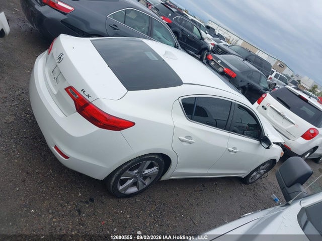 Продажа на аукционе авто 2013 Acura Ilx, vin: 19VDE1F78DE403341, номер лота: 12690555