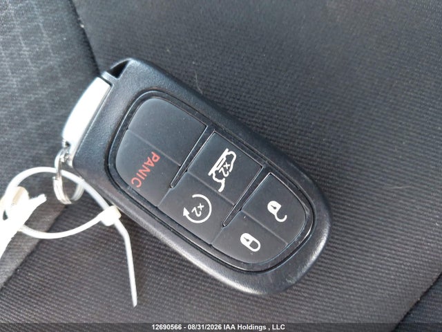 1C4PJMCS6FW724412 Jeep Cherokee North