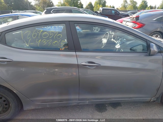 2013 Hyundai Elantra Gls/limited მანქანა იყიდება აუქციონზე, vin: 5NPDH4AE0DH433015, აუქციონის ნომერი: 12690570