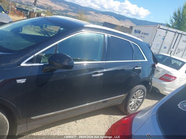 1GYKNDRS1HZ226944 Cadillac XT5 LUXURY