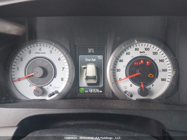 12690624 :رقم المزاد ، 5TDXZ3DC6HS835944 vin ، 2017 Toyota Sienna Se مزاد بيع