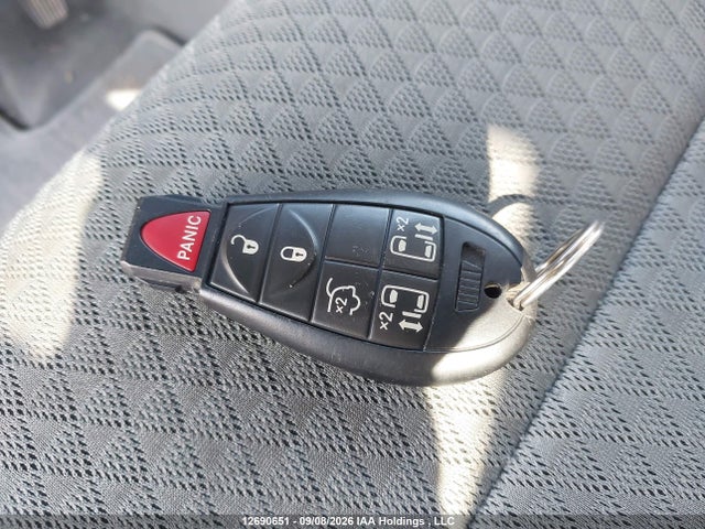 12690651 :رقم المزاد ، 2A4RR5DX2AR187700 vin ، 2010 Chrysler Town & Country Touring مزاد بيع