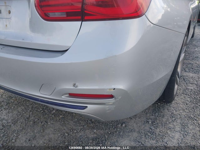 BMW 320 XI 2016 WBA8A3C53GK551785 Image 12