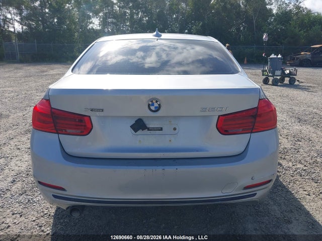 BMW 320 XI 2016 WBA8A3C53GK551785 Image 17