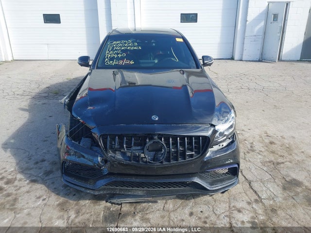 12690663 :رقم المزاد ، 55SWF8HB9HU179440 vin ، 2017 Mercedes-benz C 63 Amg-s مزاد بيع