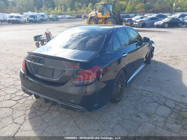 12690663 :رقم المزاد ، 55SWF8HB9HU179440 vin ، 2017 Mercedes-benz C 63 Amg-s مزاد بيع