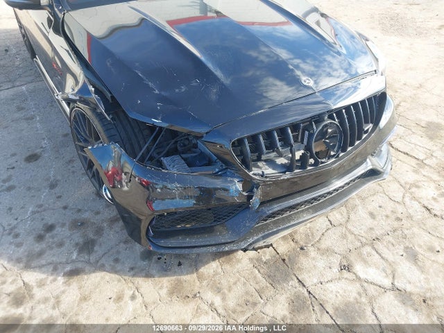 12690663 :رقم المزاد ، 55SWF8HB9HU179440 vin ، 2017 Mercedes-benz C 63 Amg-s مزاد بيع