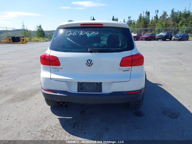 Продажа на аукционе авто 2017 Volkswagen Tiguan Highline, vin: WVGLV7AX2HW507814, номер лота: 12690672