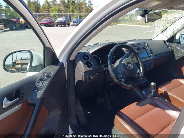 Продажа на аукционе авто 2017 Volkswagen Tiguan Highline, vin: WVGLV7AX2HW507814, номер лота: 12690672