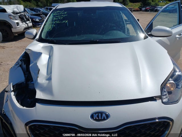KNDPMCAC1L7820953 KIA Sportage Lx