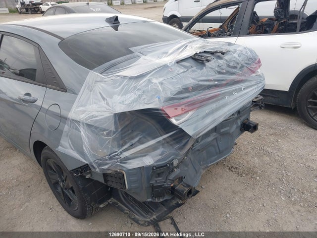 KMHLM4AGXMU067042 Hyundai Elantra Preferred Ivt With Sun And Tech Package