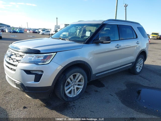 Ford EXPLORER XLT 2018 1FM5K8D86JGB20467 Image 2
