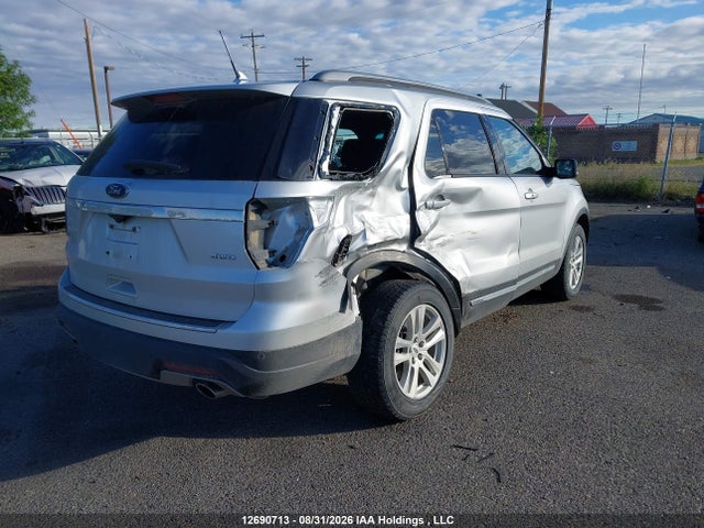 Ford EXPLORER XLT 2018 1FM5K8D86JGB20467 Image 4