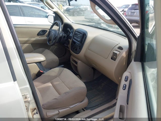 12690714 :رقم المزاد ، 1FMYU02193KE18090 vin ، 2003 Ford Escape Xls مزاد بيع