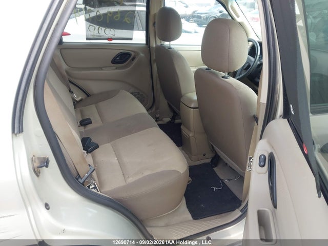 12690714 :رقم المزاد ، 1FMYU02193KE18090 vin ، 2003 Ford Escape Xls مزاد بيع