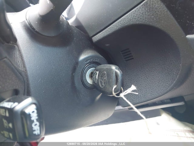 Продажа на аукционе авто 2015 Toyota Corolla Le/s, vin: 2T1BURHE5FC466345, номер лота: 12690715