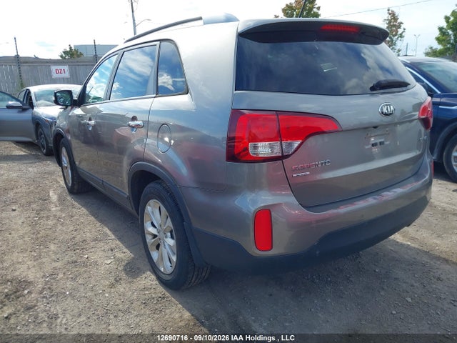KIA Sorento 2015 5XYKUDA78FG585980 Image 14