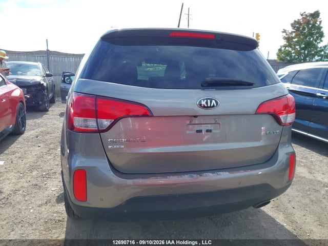 KIA Sorento 2015 5XYKUDA78FG585980 Image 16