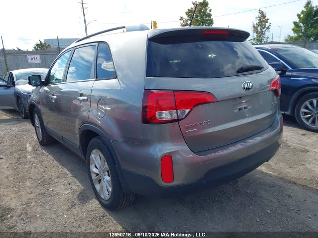 KIA Sorento 2015 5XYKUDA78FG585980 Image 3