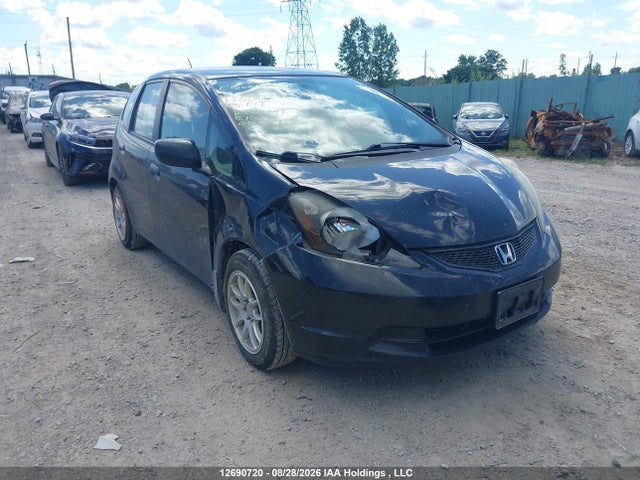 2013 Honda Fit Lx მანქანა იყიდება აუქციონზე, vin: LUCGE8H55D3005791, აუქციონის ნომერი: 12690720