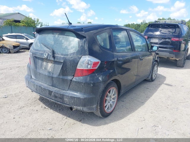 2013 Honda Fit Lx მანქანა იყიდება აუქციონზე, vin: LUCGE8H55D3005791, აუქციონის ნომერი: 12690720