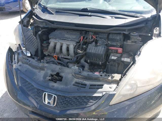 2013 Honda Fit Lx მანქანა იყიდება აუქციონზე, vin: LUCGE8H55D3005791, აუქციონის ნომერი: 12690720