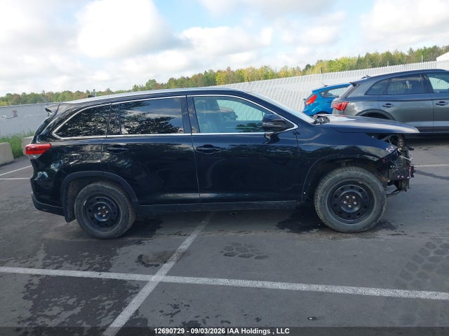 Toyota Highlander Xle 2019 5TDJZRFH5KS620435 Image 14