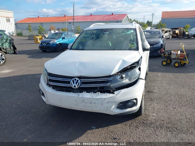 12690744 :رقم المزاد ، WVGBV7AXXCW573161 vin ، 2012 Volkswagen Tiguan مزاد بيع