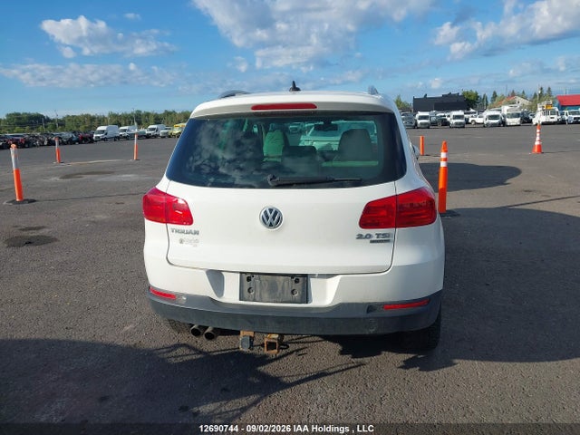 12690744 :رقم المزاد ، WVGBV7AXXCW573161 vin ، 2012 Volkswagen Tiguan مزاد بيع