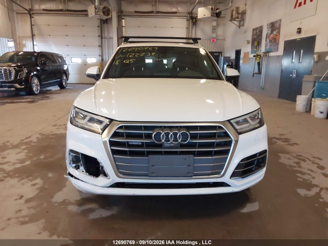2018 Audi Q5 Technik S-line მანქანა იყიდება აუქციონზე, vin: WA1FNAFY5J2122738, აუქციონის ნომერი: 12690769