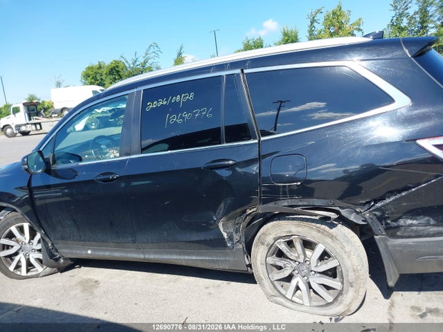 Продаж на аукціоні авто 2021 Honda Pilot Black, vin: 5FNYF6H71MB501931, номер лоту: 12690776