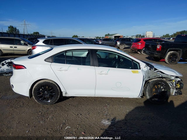 Продажа на аукционе авто 2022 Toyota Corolla, vin: 5YFBPMBE8NP391822, номер лота: 12690781