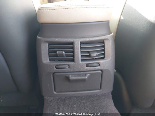 12690798 :رقم المزاد ، JTHCF5C20A5040801 vin ، 2010 Lexus Is 250 مزاد بيع