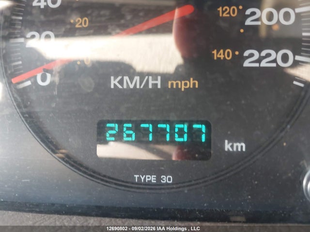 2000 Jeep Grand Cherokee Limited მანქანა იყიდება აუქციონზე, vin: 1J4GW58N3YC126030, აუქციონის ნომერი: 12690802