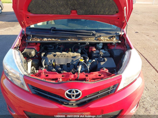 12690808 :رقم المزاد ، JTDKTUD33DD554207 vin ، 2013 Toyota Yaris مزاد بيع