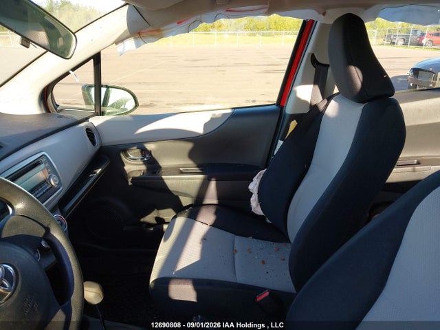 12690808 :رقم المزاد ، JTDKTUD33DD554207 vin ، 2013 Toyota Yaris مزاد بيع