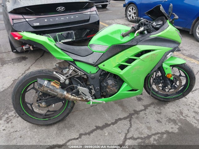 Продаж на аукціоні авто 2013 Kawasaki Ex300 A, vin: JKAEX8A16DDA03746, номер лоту: 12690829